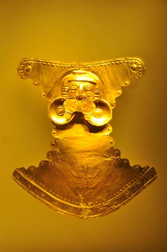 Peça de ouro exposta no famoso e impressionante Musel del Oro, em Bogotá, na Colômbia